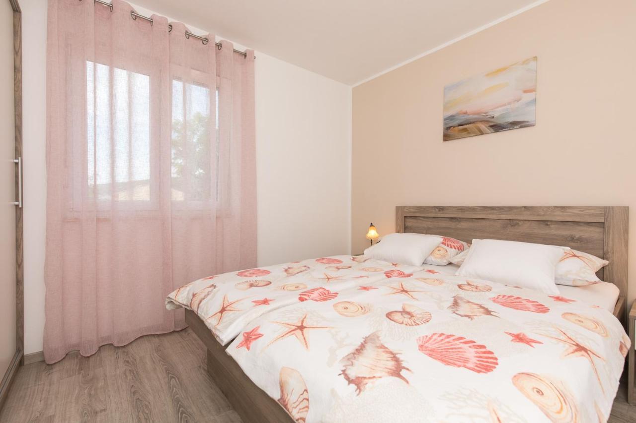 Apartman Jugo Punat Exterior foto