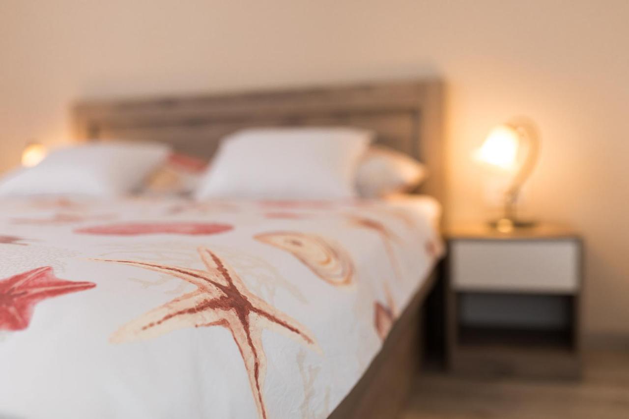 Apartman Jugo Punat Exterior foto